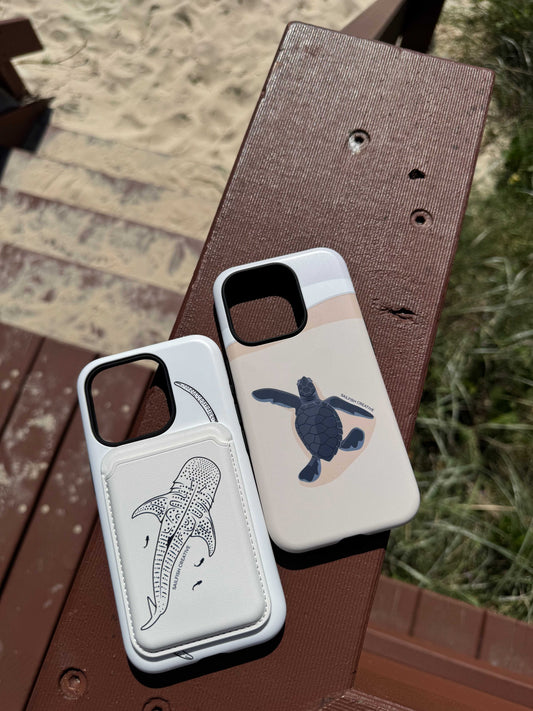 MagSafe Wallet - Whale Shark Outline