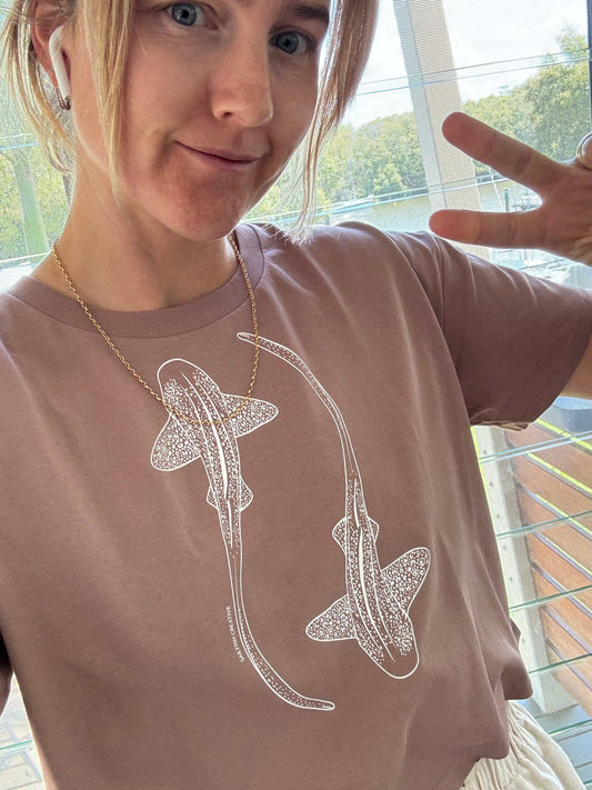 Leopard Shark Line Art - Women's Crop T-Shirt - Sailfish Creative