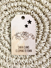 Load image into Gallery viewer, Wooden Christmas Swing Tag - Crab