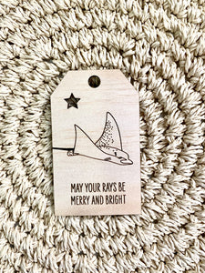 Wooden Christmas Swing Tag - Spotted Eagle Ray