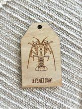 Load image into Gallery viewer, Wooden Gift Tag - Rock Lobster Crayfish